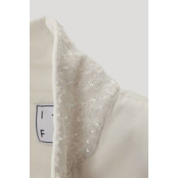 NEW IN THE MOOD FOR LOVE lycia velvet jacket in white - Picture 6 of 6